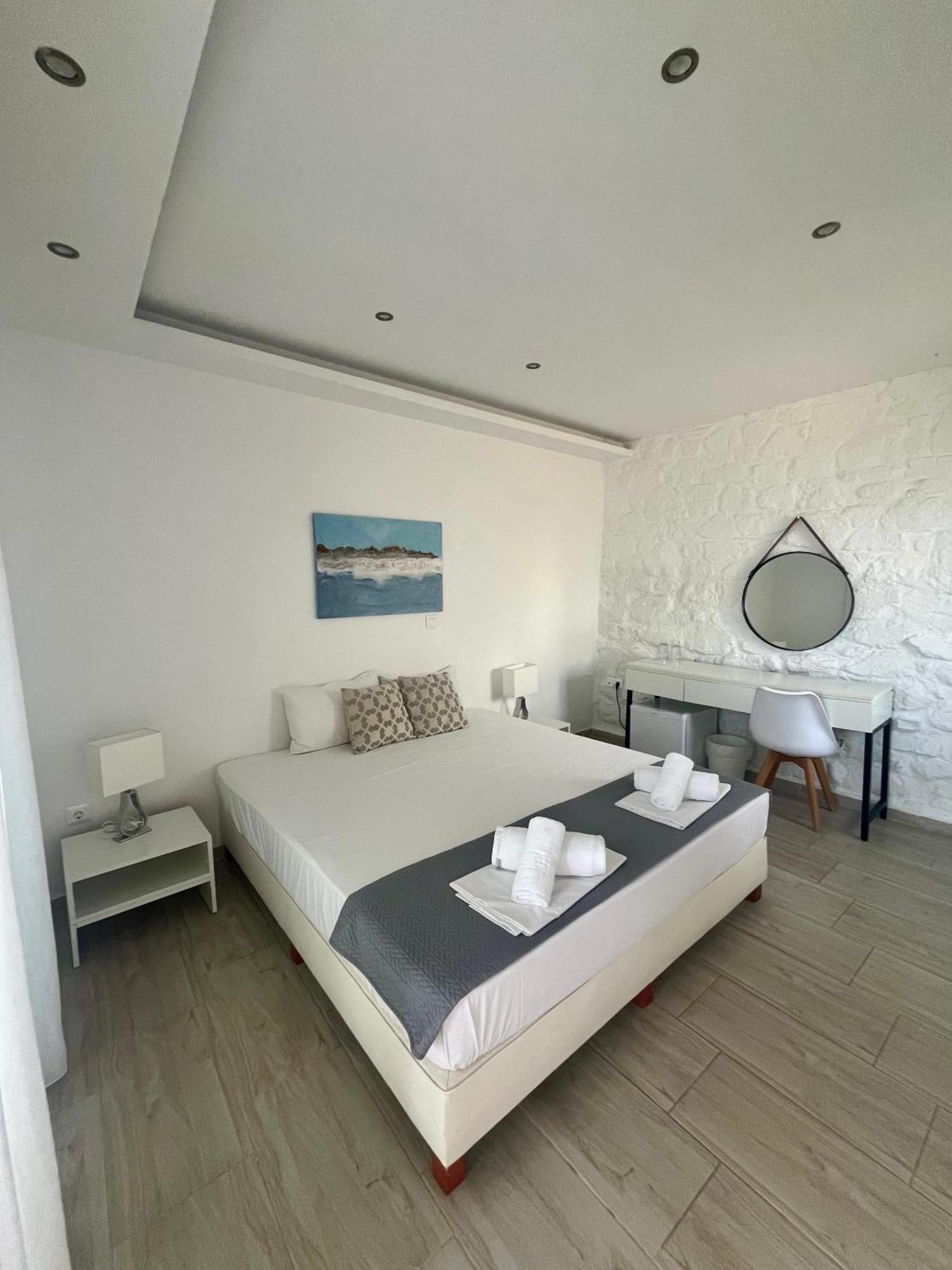 The Beach House - Apartments & Studios (Adults Only) Afytos Exterior foto
