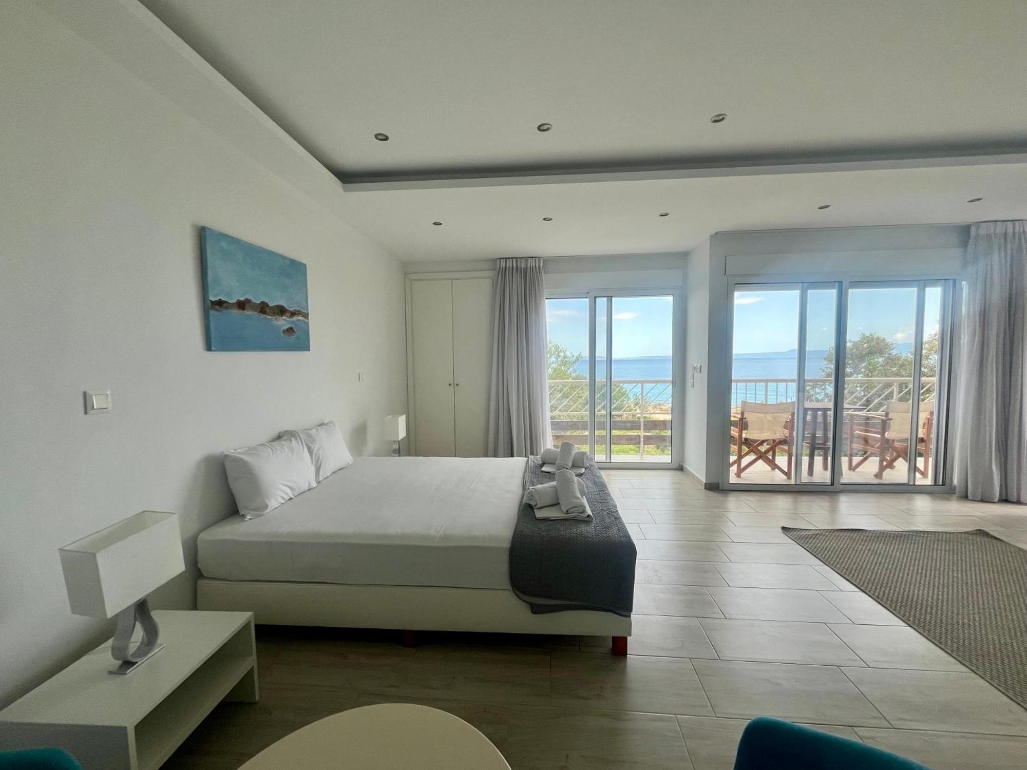 The Beach House - Apartments & Studios (Adults Only) Afytos Exterior foto