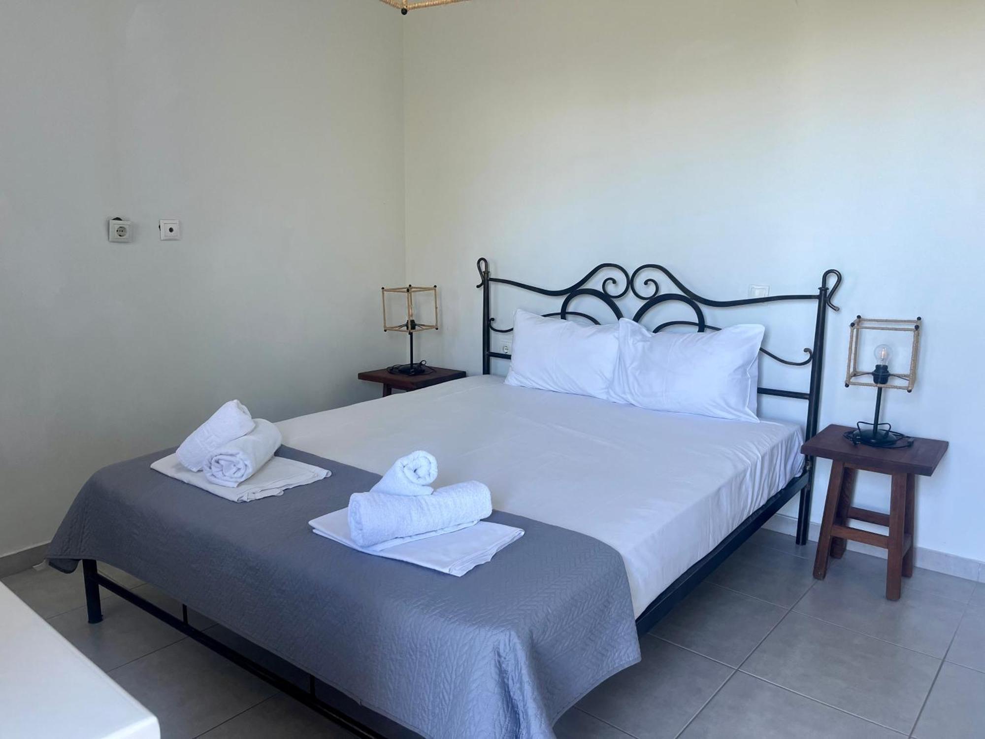 The Beach House - Apartments & Studios (Adults Only) Afytos Exterior foto